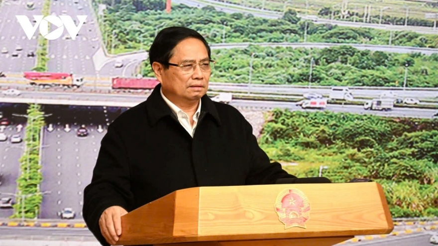 PM shows resolve to meet 3,000km expressway construction target this year